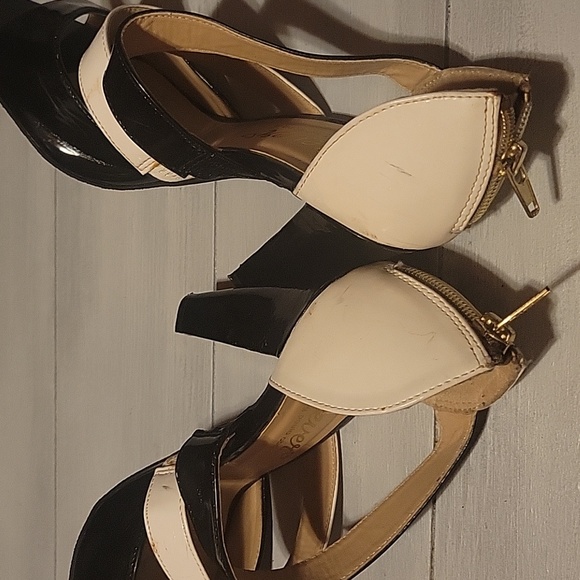 Forever Selected by Paula Abdul black and white patten leather heels size 6 - Picture 4 of 6